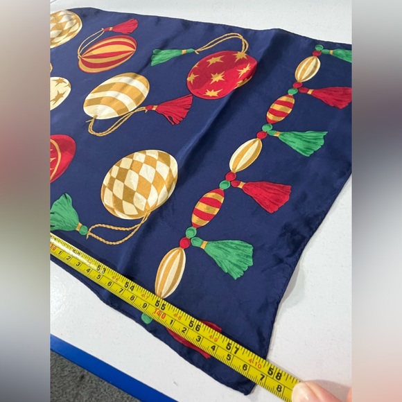 🎄Scarf Christmas Ornaments Print 100% Silk - Picture 3 of 10